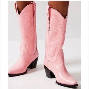 WTB  free people Jeffrey Campbell dagget boots 10/11